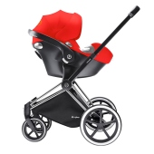 Vista su telaio passeggino Cybex Priam - Seggiolino auto i-Size 40-105 cm Cybex Aton Q i-Size