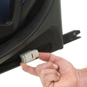 Dettaglio connettori Isofix - Seggiolino auto i-Size 40-150 cm Be Cool Wagon i-Size
