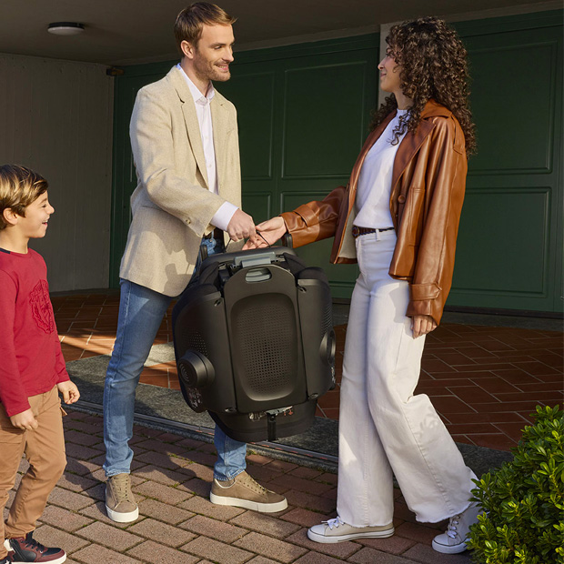Chicco Fold&Go S - Il seggiolino pieghevole che si sposta facilmente da un'auto all'altra