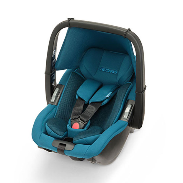 Ovetto di Recaro Salia Elite con cappottina e riduttore